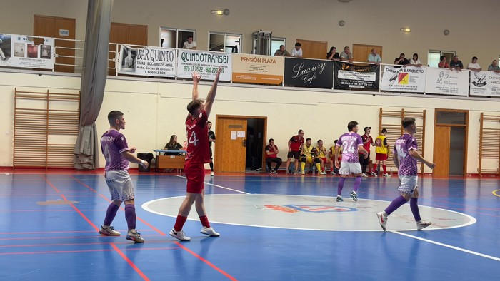 Lauburuk garaipenarekin ekin dio denboraldiari Quintón