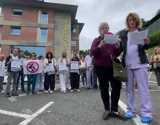 Asuncion Klinikako langileen lan-eskubideen alde eta osasun publiko, unibertsal eta kalitatezkoaren alde jarraituko dute borrokan