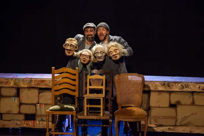 Juego se sillas-Cal Teatre