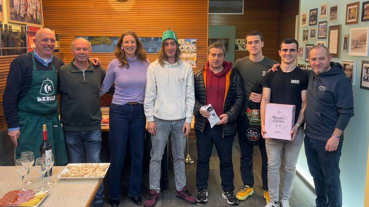 “Antxon Maderas” 2. edizioko sari banaketa egin dute Kabila Elkartean