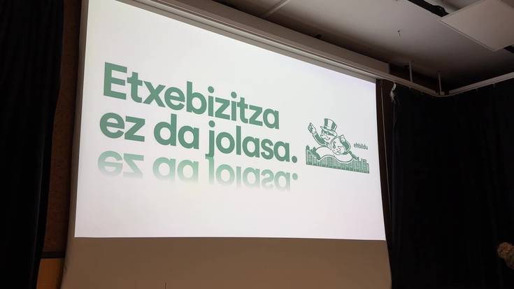 Etxebizitza politikak ardatz EH Bilduren solasaldian