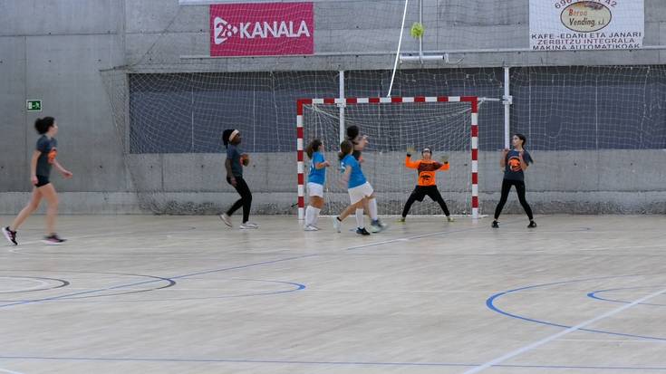 40 talde ari  dira Gabonetako Areto Futbol Txapelketan  parte hartzen