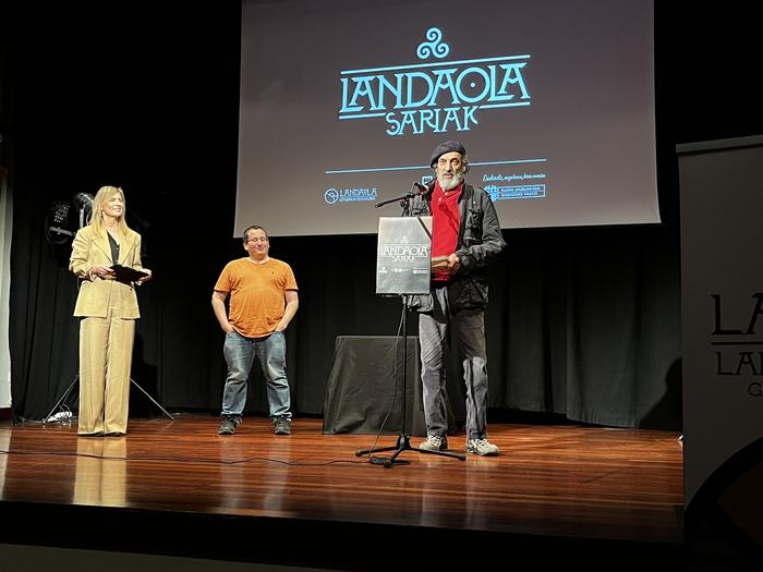 Aldaba Zahar Elkarteak saria