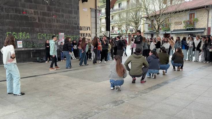 Txiribitu aisialdi taldeko kideak prest Iñauterietarako!