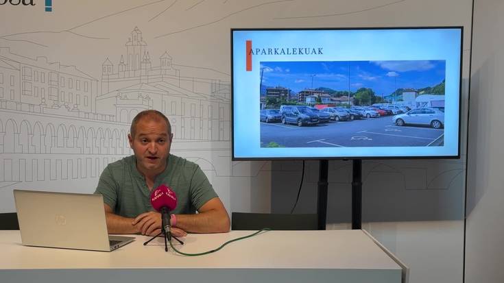 Arkaute etxea, aparkalekuen auzia eta beste hainbat proiekturen egoera azaldu dute