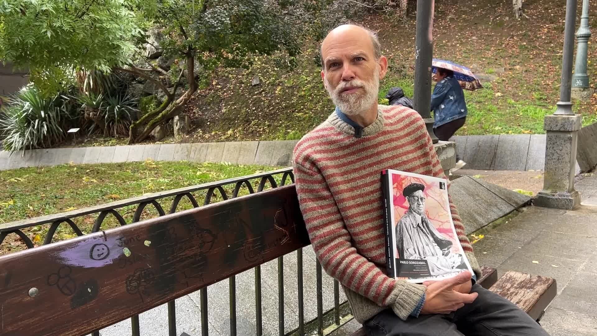 Azurza: "Interes handia izan zuen folkloreko doinuak gordetzeko"