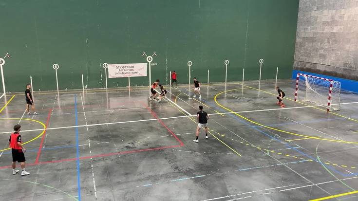 24 orduko areto futbol txapelketa antolatu du Tolosako Gazte Asanbladak