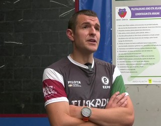 Iraitz Olaetxea gidari dela doa Euskal Selekzioa Munduko Txapelketara