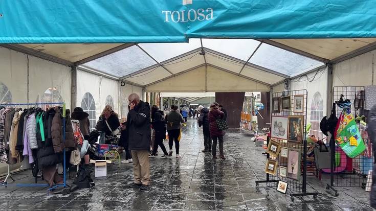 Laskorain Ikastolaren Merkatu Txikia zabalik urtarrilaren 3ra arte