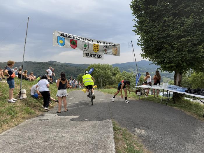 Santamañara igoera lasterketa ospatu da