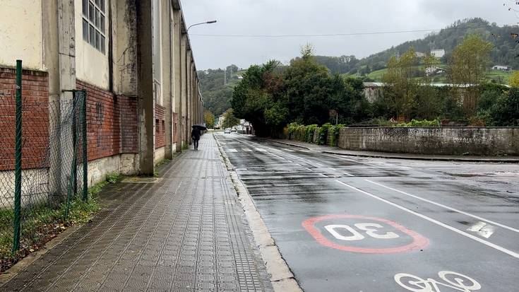 Trafiko mozketak igande goizean Tolosan