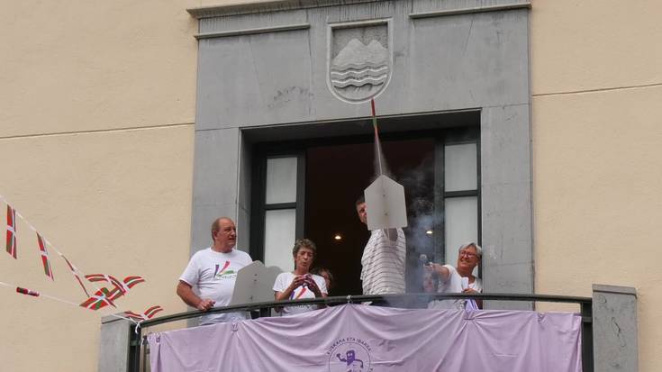 Ibarrako festei hasiera emateko txupinazoa gauzatu da