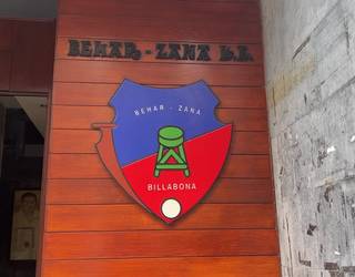 "Behar Zana" elkartearen 80.urteurrena ospatu dute