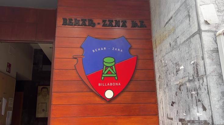 "Behar Zana" elkartearen 80.urteurrena ospatu dute