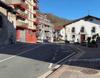 Segurtasuna eta irisgarritasuna hobetzeko lanak Berrobiko zeharbidean