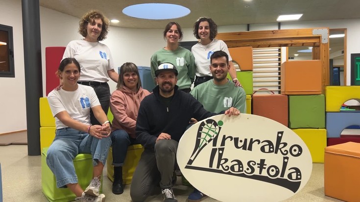 Irudi berria du Irurako ikastolak