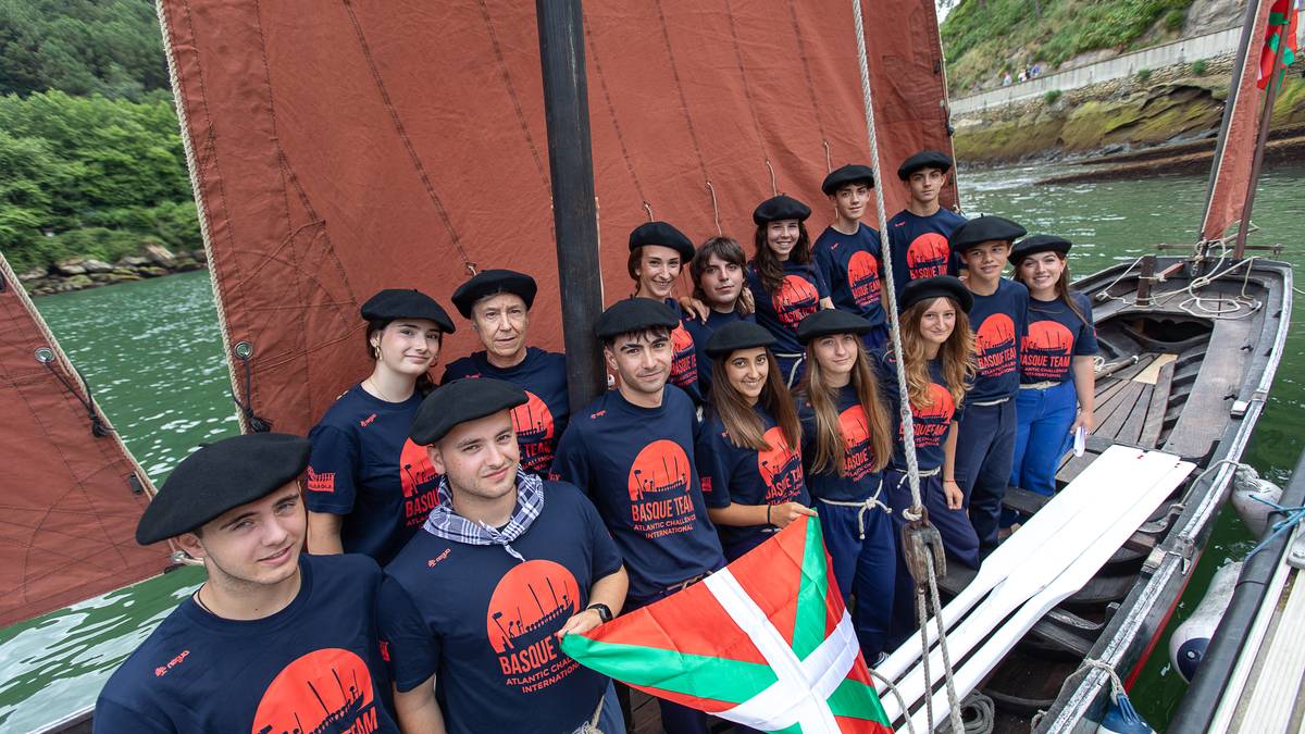 Euskal itsas kulturaren enbaxadore izango diren Tolosaldeko hiru gazte Danimarkara bidean