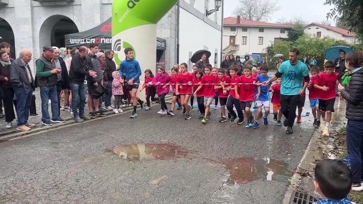Orendaingo haurrak ziztu bizian Eltxo trailen!