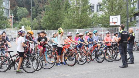 Irailaren 8an abiatuko da berriro ‘Bizibusa’, ikastetxera bizikleta karabanan joanez bide heziketa sustatzeko