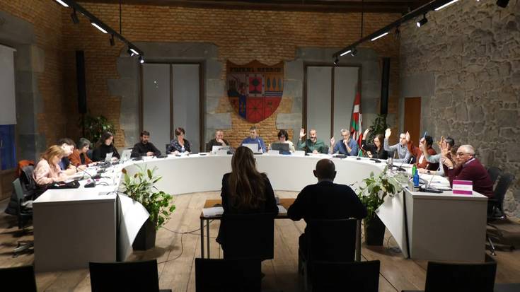 Oposizioko bi alderdien kontrako botoarekin onartu ditu Tolosako  Udalak 2026 Udal Aurrekontuak