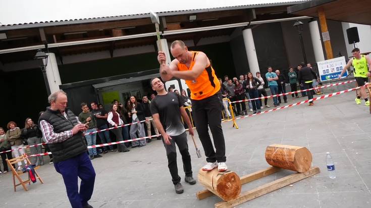 Herritarren arteko desafioa egin dute