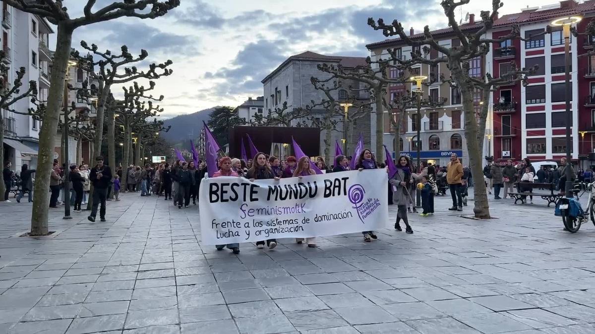 "Beste mundu bat feminismotik"