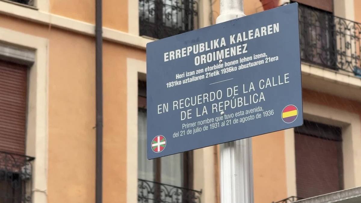 Nafarroa etorbidearen jatorrizko izena gogora ekarri dute