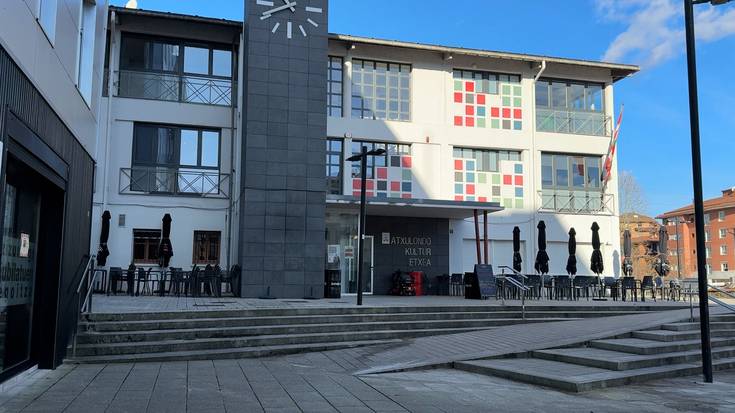 Lau jardunaldi "Hegitik egiara" ekintzaren baitan