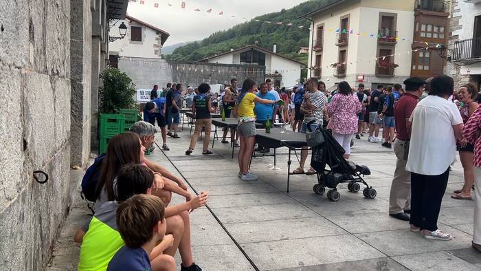 Asteazkenean hasiko dira Berastegiko salontzoak