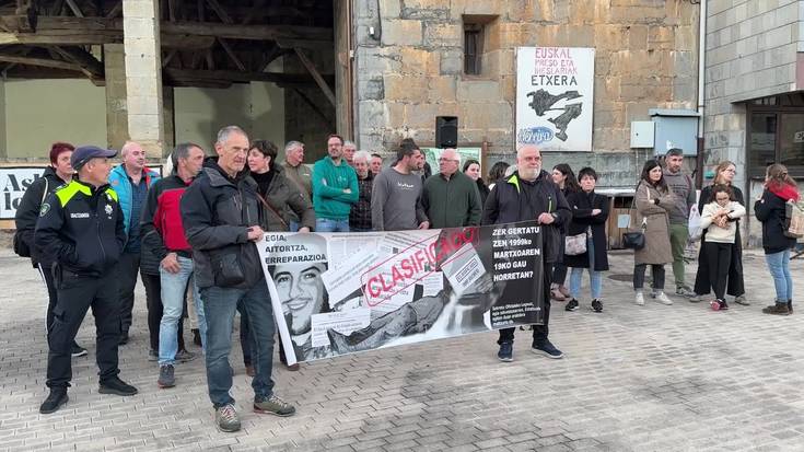 Zizurkilen elkarretaratzea egin dute Joselu Gerestarekin gertatu zena argitzea eskatzeko