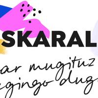 Euskaraldiko txapa banaketa