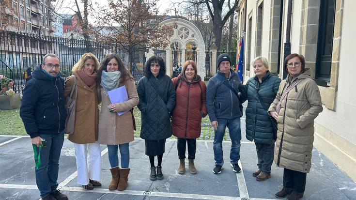 Zerbitzu murrizketen beldurra eta Asuncion Klinikako langileen etorkizuna airean