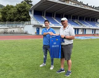 16 urte klubari lotuta daramatzan Eneko Martijak hartuko du Tolosa CF-ko lehen taldearen gidaritza