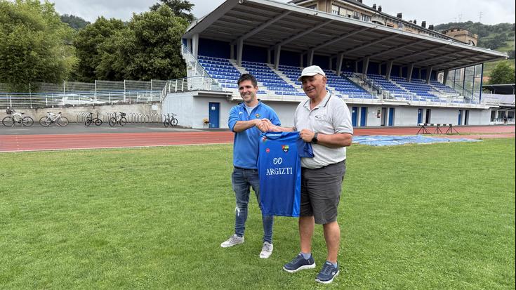 16 urte klubari lotuta daramatzan Eneko Martijak hartuko du Tolosa CF-ko lehen taldearen gidaritza