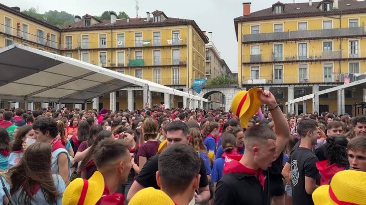 Kuadrila bazkaria San Joanen beroan!