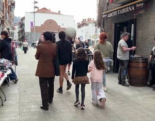 Stock Azoka egin dute Villabonan