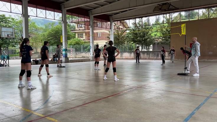 "Boleibol" txapelketa mixtoa egin dute