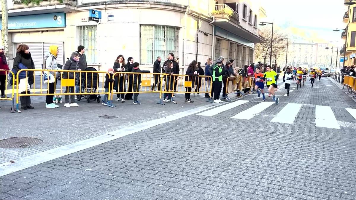 Trafiko mozketak eta autobus geltokien aldaketak igandean