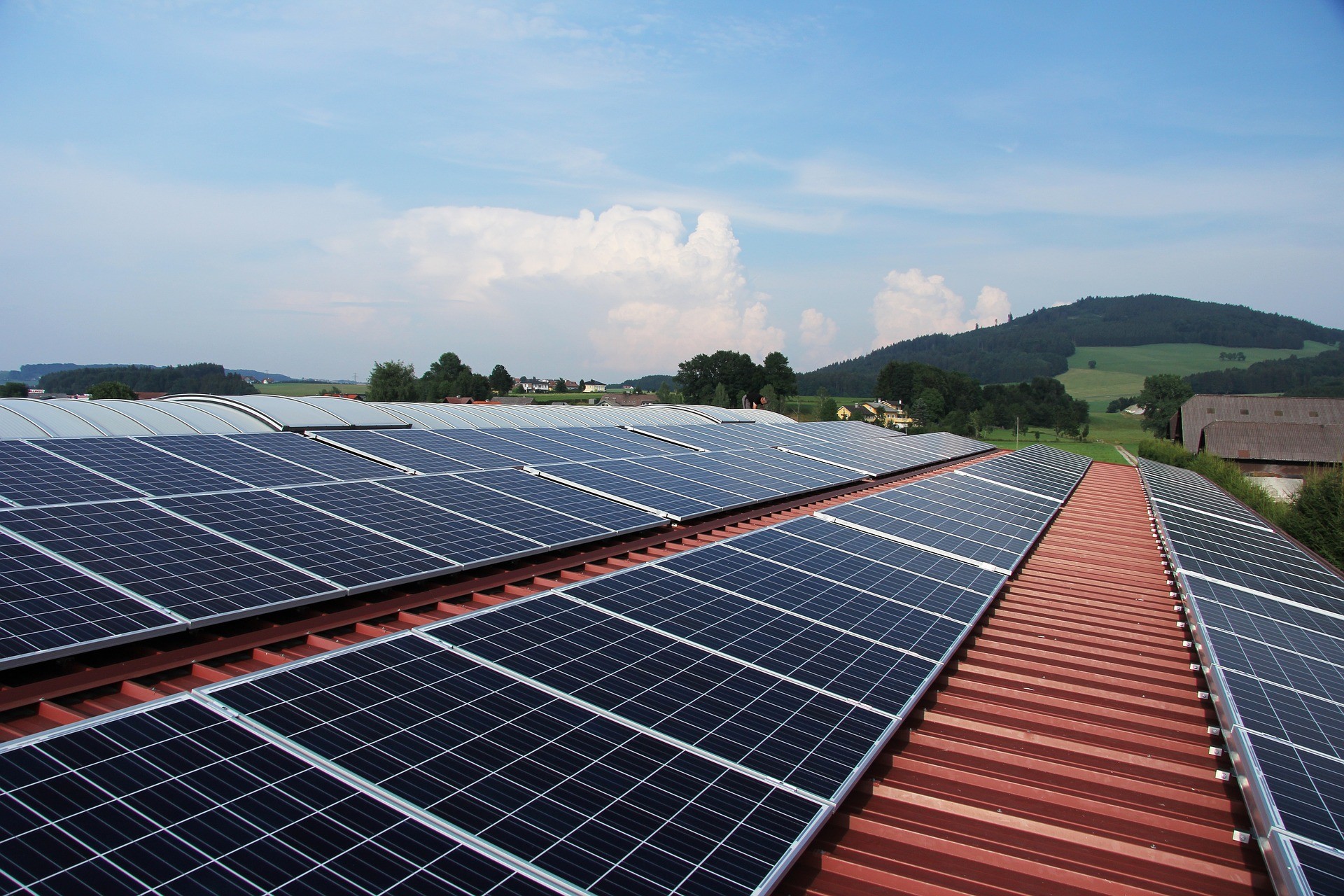 Irurako energia komunitateko kide izateko izen-emate epea zabalik