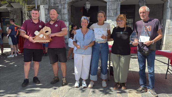 Azoka eta isats gisatu lehiaketa iruditan