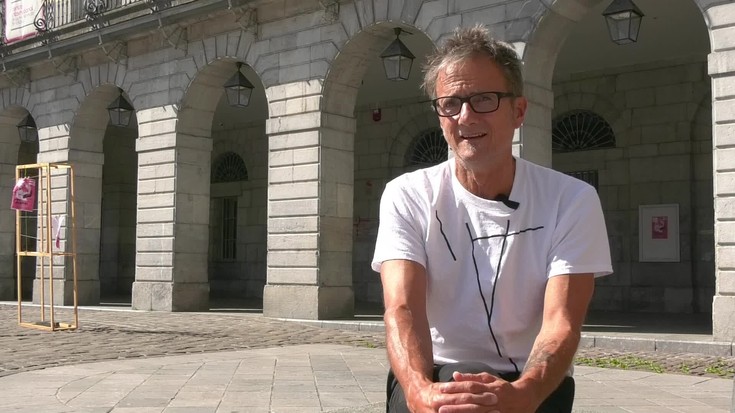 Zeberio: "Lurgabeei eskainitako diskoa da"