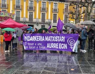 Barakaldoko erailketa matxista salatu du Tolosaldeko Mugimendu Feministak