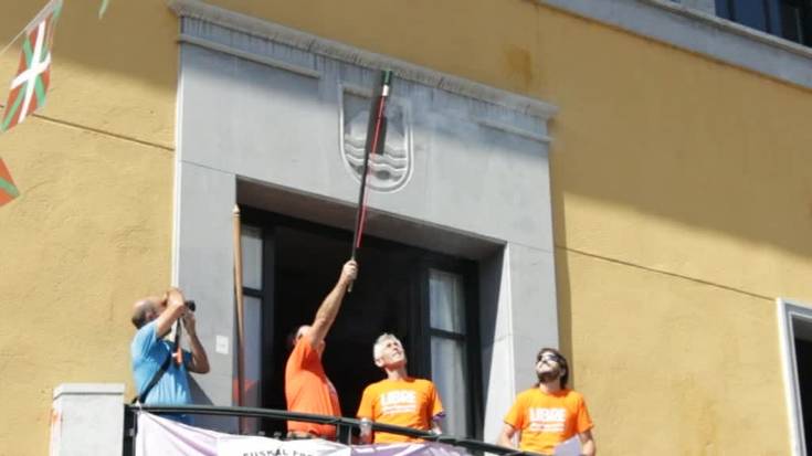 Txupina eta festa batera lehertu ziren Ibarran