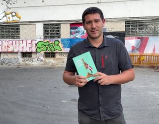 Iñaki Iurrebaso eta Garikoitz Goikoetxeak "Esnatu ala hil: euskararen oraina eta geroa, datuen argitan" liburua plazaratu dute