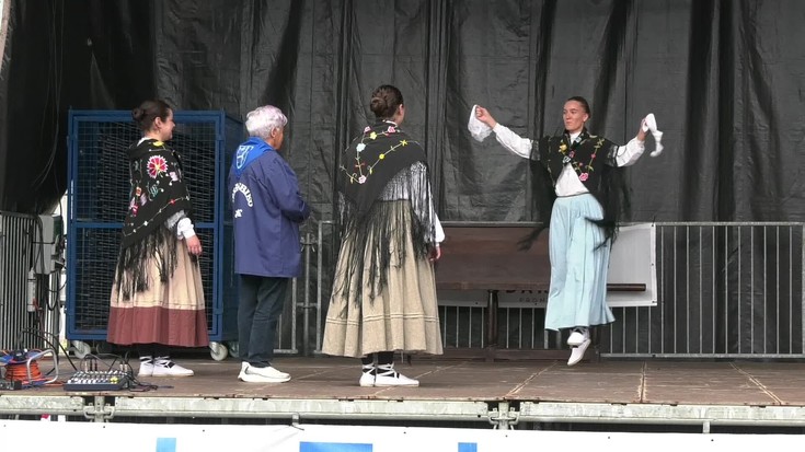 Bizkaian girotutako emanaldia plazaratu du Udaberri Dantza Taldeak