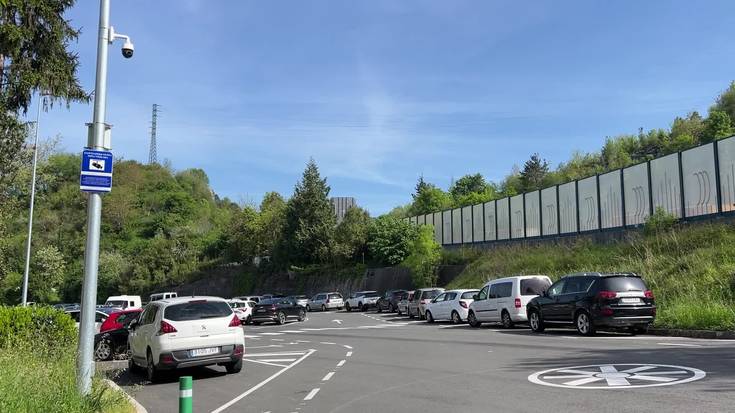 Villabonako Udalak segurtasun-kamerak jarri ditu Txermingo aparkalekuan