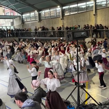 Plaza dantza ikastaroan izen-ematea - Udaberri Dantza Taldea