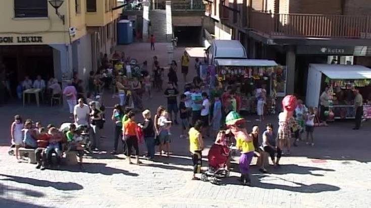 Igandearte festa giro aparta karmenetan