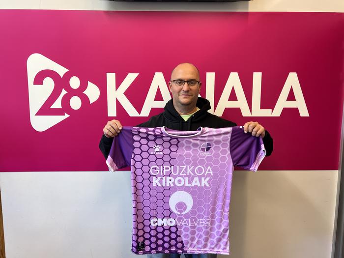 28 Kanalari esker, Lauburu animatzera