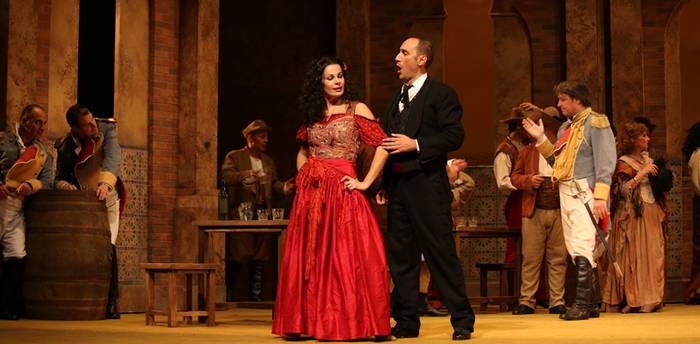 Opera pantailan Carmen
